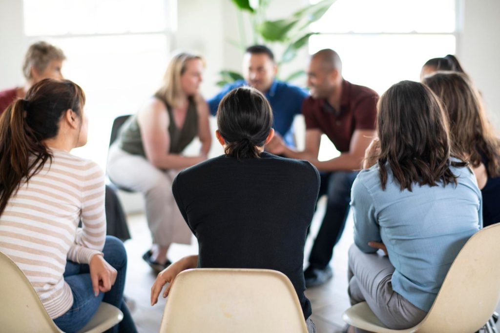 The Role of Community Support in Addiction Recovery in Los Angeles